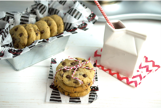 CHOCOLATE CHIP COOKIES CHOCOLATE CHIP COOKIES
