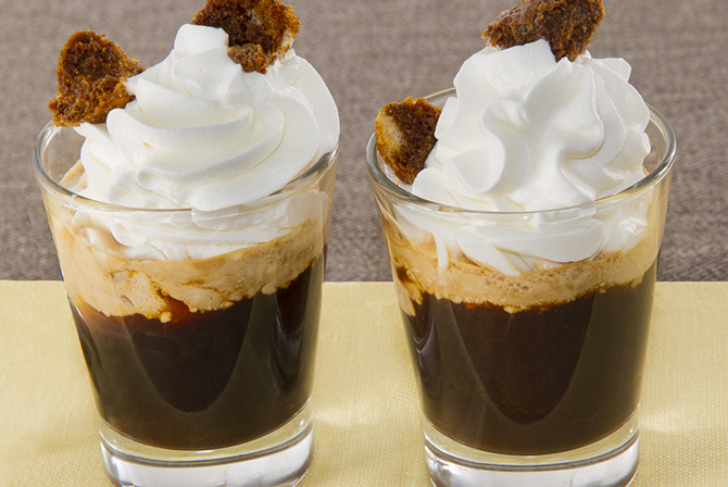 Coffee with tiramis? foam Coffee with tiramis? foam
