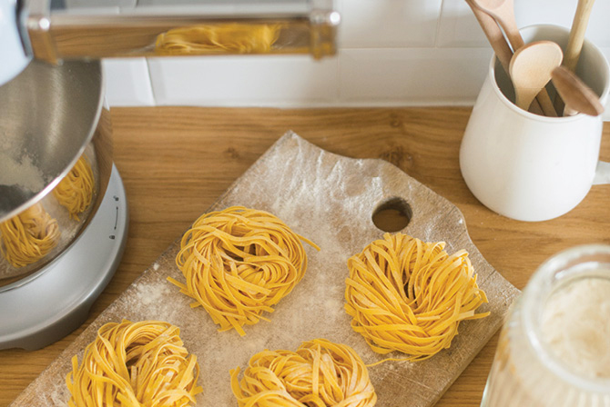 HOMEMADE EGG FETTUCCINE HOMEMADE EGG FETTUCCINE