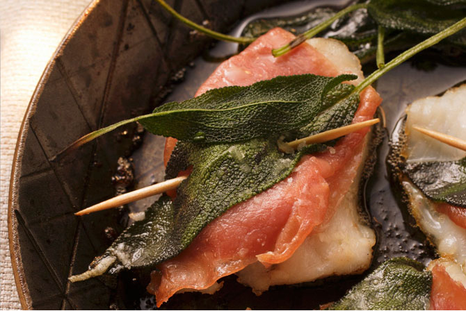 SALTIMBOCCA ALLA ROMANA SALTIMBOCCA ALLA ROMANA