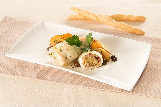 Squid stuffed with potatoes and olives Squid stuffed with potatoes and olives
